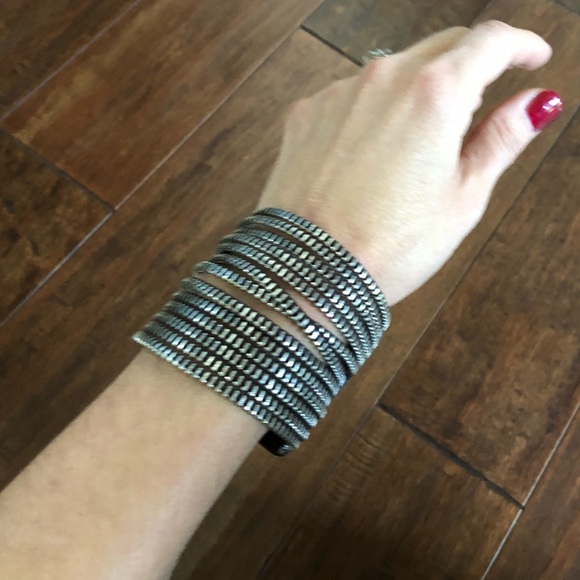 Leather Zipper Bracelet - Picture 5 of 5